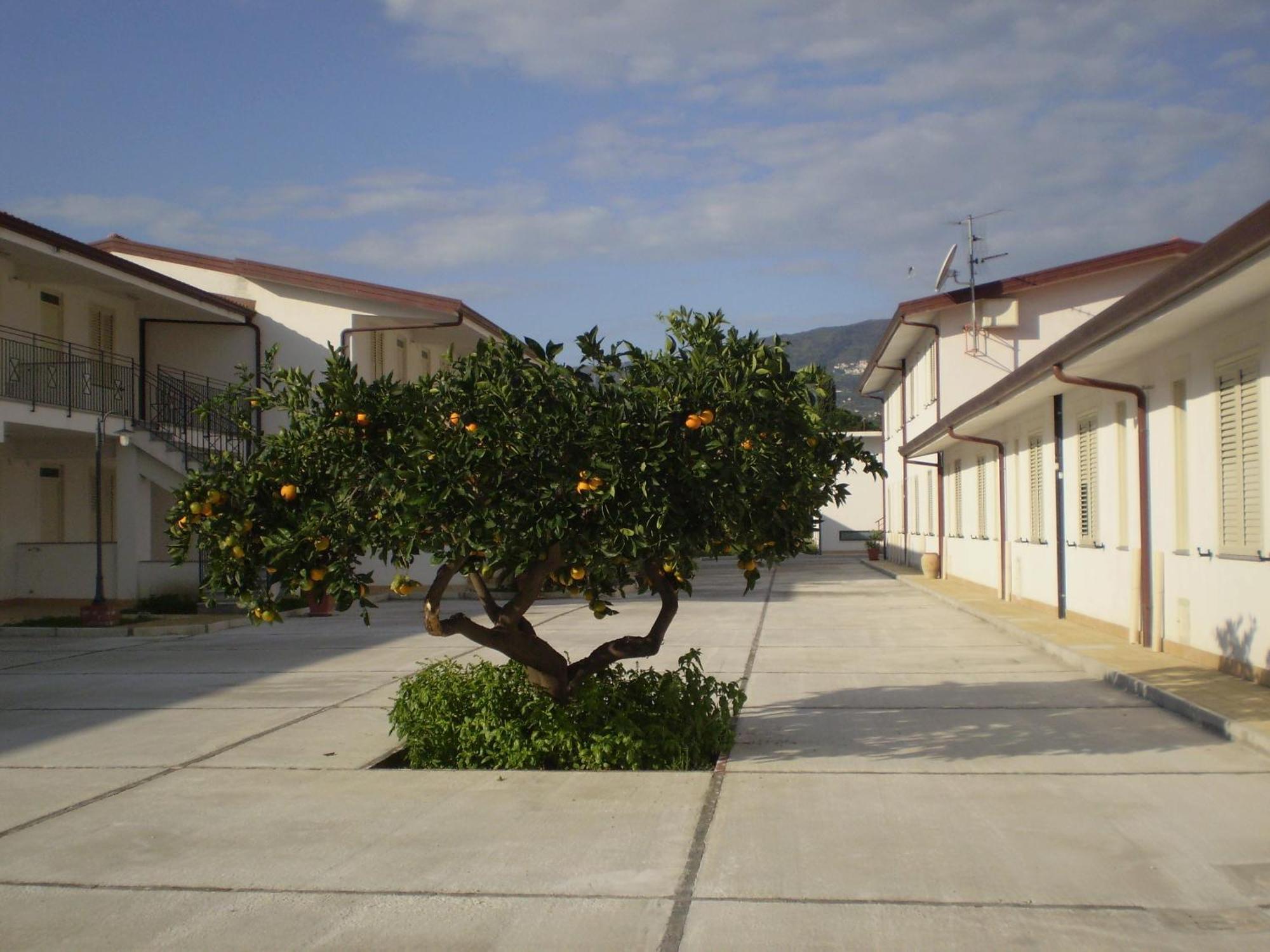 Medimare Residence Club Patti Exterior foto