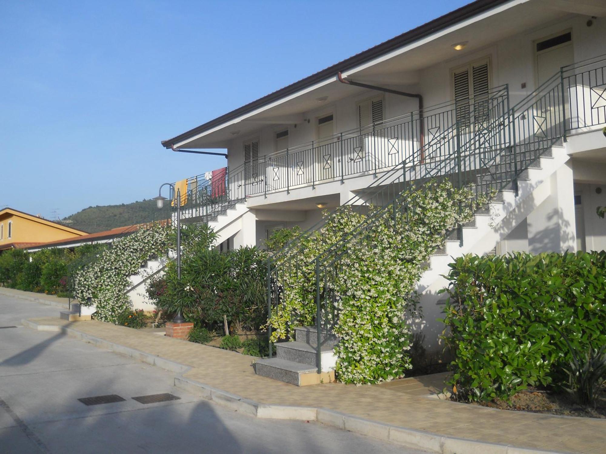 Medimare Residence Club Patti Exterior foto