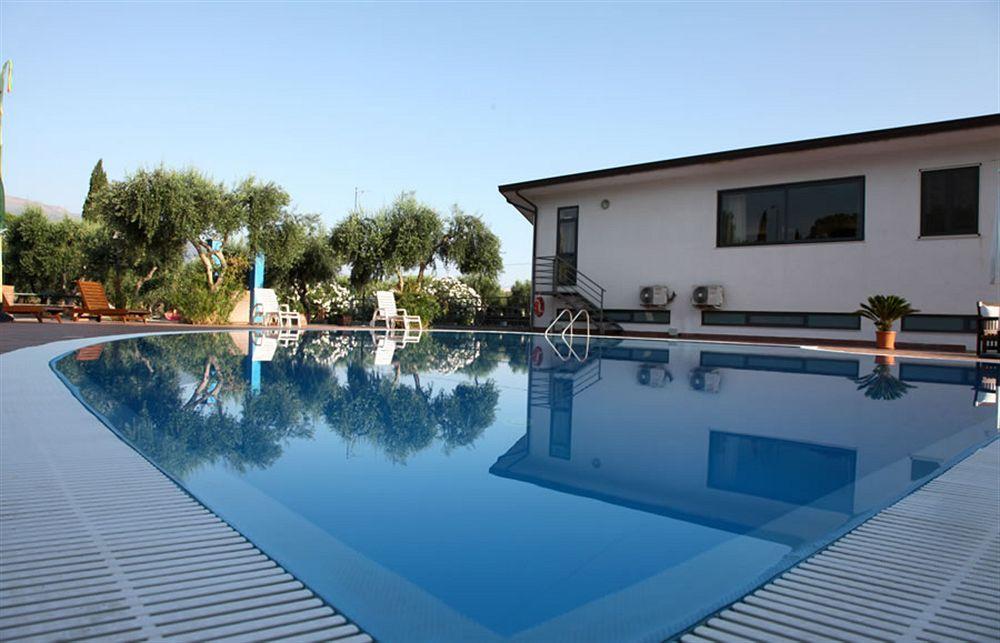 Medimare Residence Club Patti Exterior foto